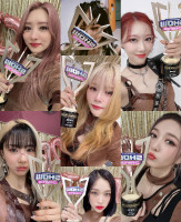 Billlie Twitter updates - Billlie Letters from Tsuki, Moon Sua, Haram +  Music Core Behind selcas (220326 ) : r/BILLLIE